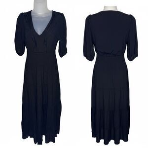 Kings Road V Neck Tiered Maxi Dress. Size Small